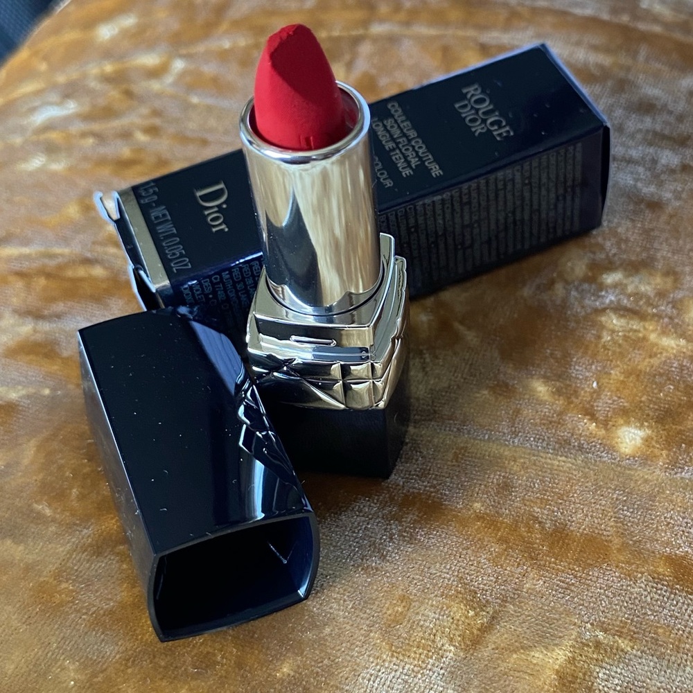 DIOR Rouge Dior Couture Colour Floral Lip Care Long Wear Color 999 Velvet